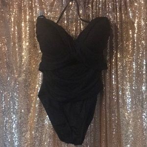 NWOT La Blanca Strapless Halter Swim w/ sticker